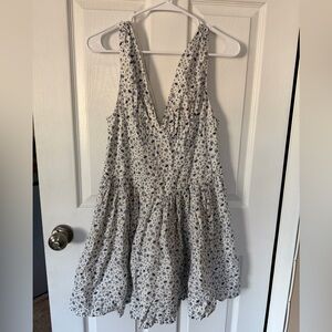 H&M White and Blue Floral Dress size medium
